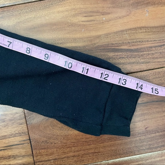 Disney Lion King Hakuna Matata Timon & Pumba Black & White Pullover Sweatshirt - Picture 6 of 7